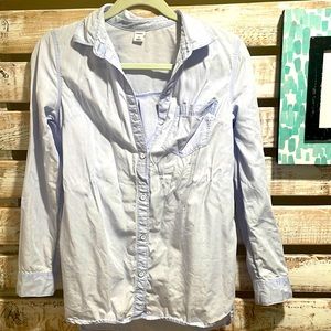 🔥🔥 (3/$20) 
Old Navy Woman’s Light Blue Mens Style Button Up Shirt with Collar